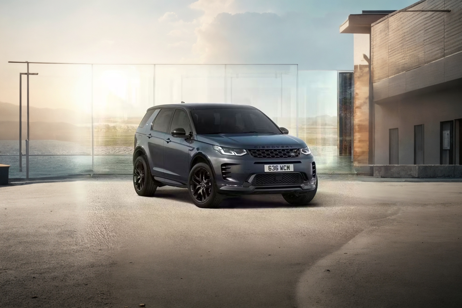 Black Discovery Sport