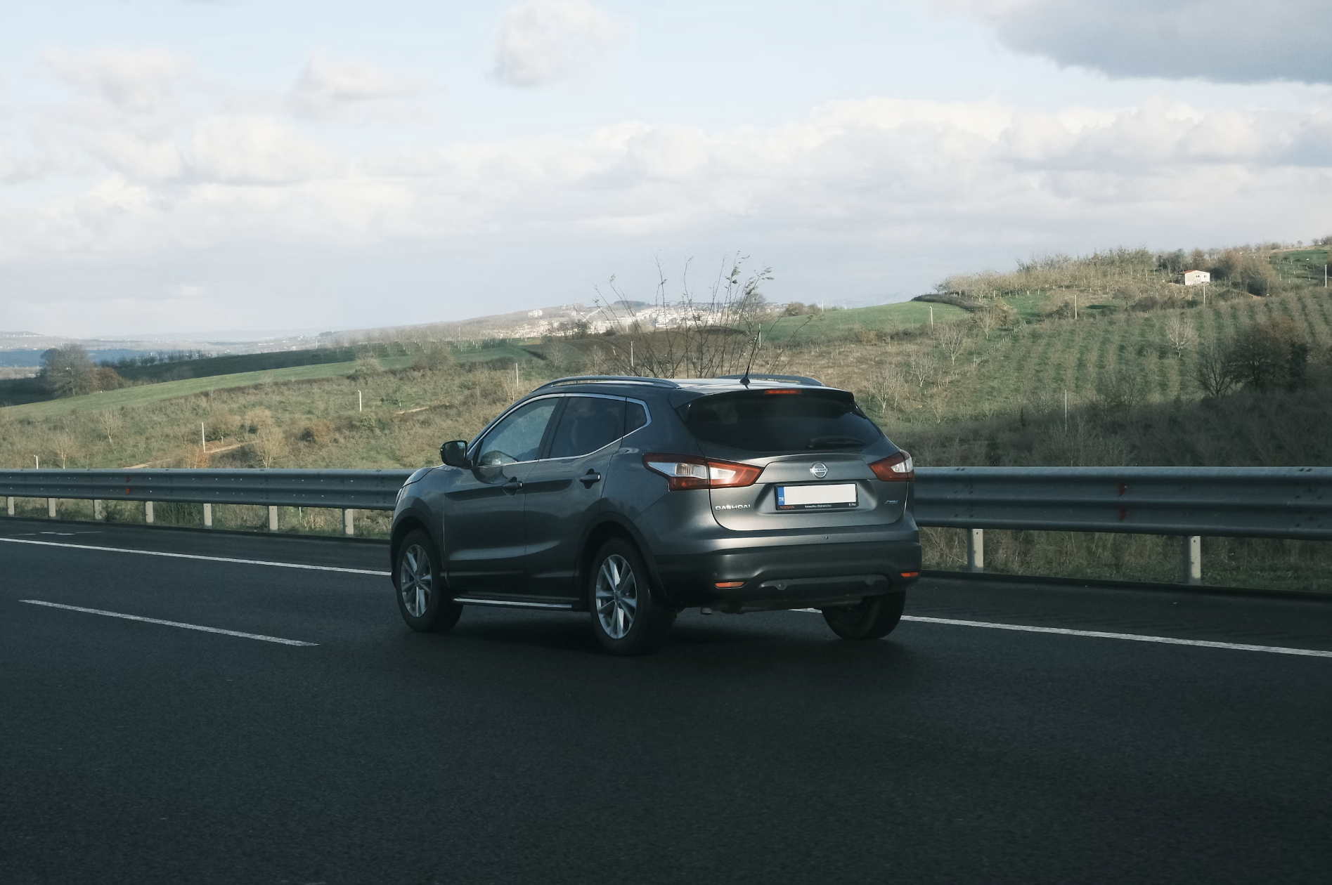driving, tyres. cruise control, fuel consumption