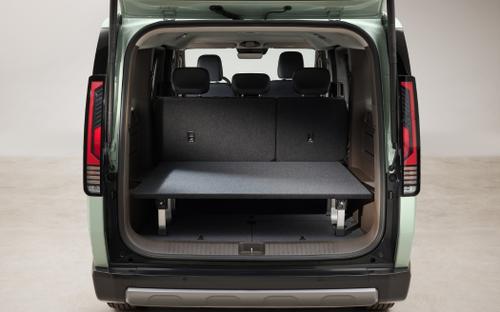 The Kia PV5 Passenger