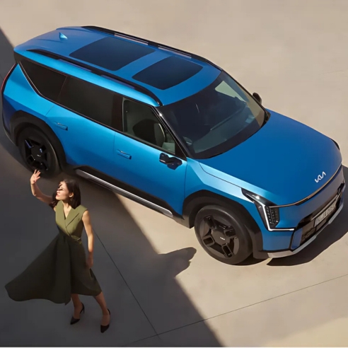 Kia EV9 sunroof and top view