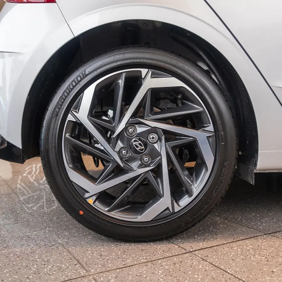 wheels of i20