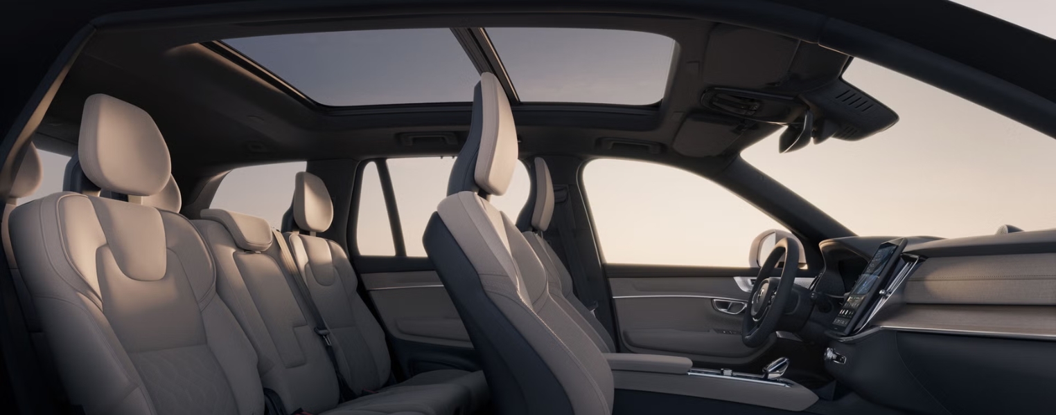 Volvo XC90 Seats And Sunroof