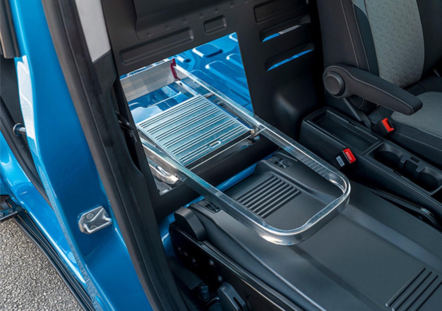 Ladder storage in the e-transit courier