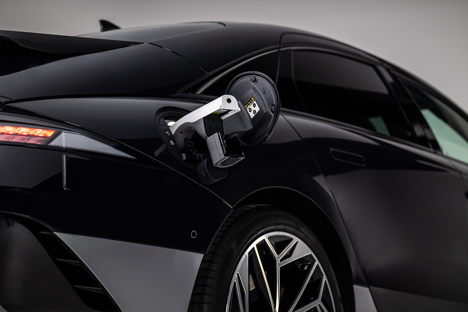 IONIQ 6