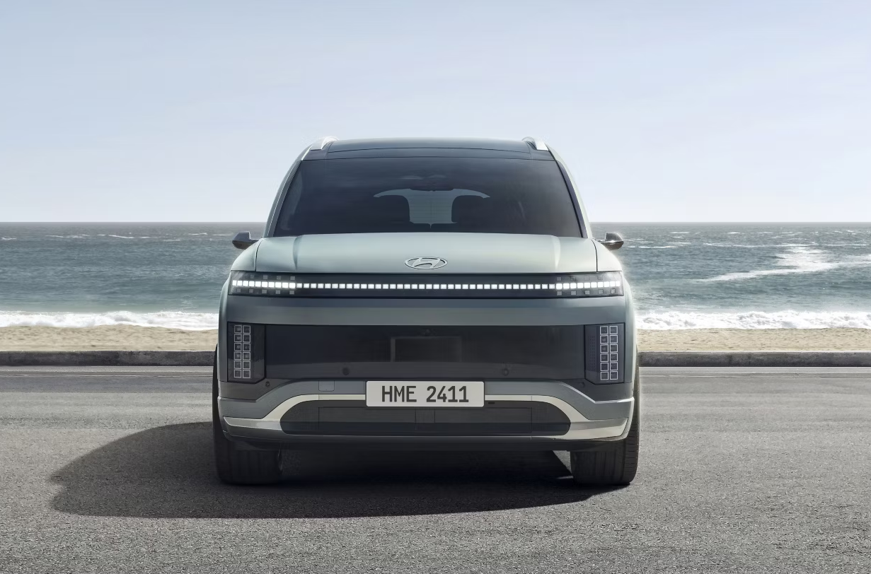 IONIQ 9