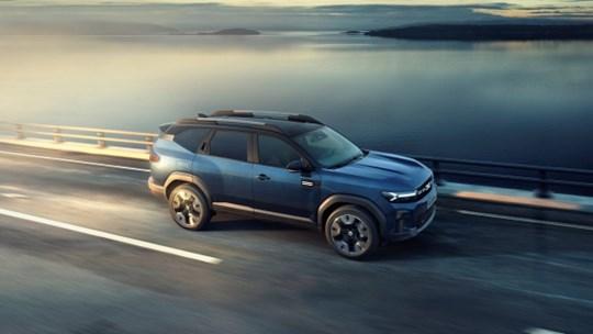 Dacia Enters the C-SUV Market with All-New Bigster