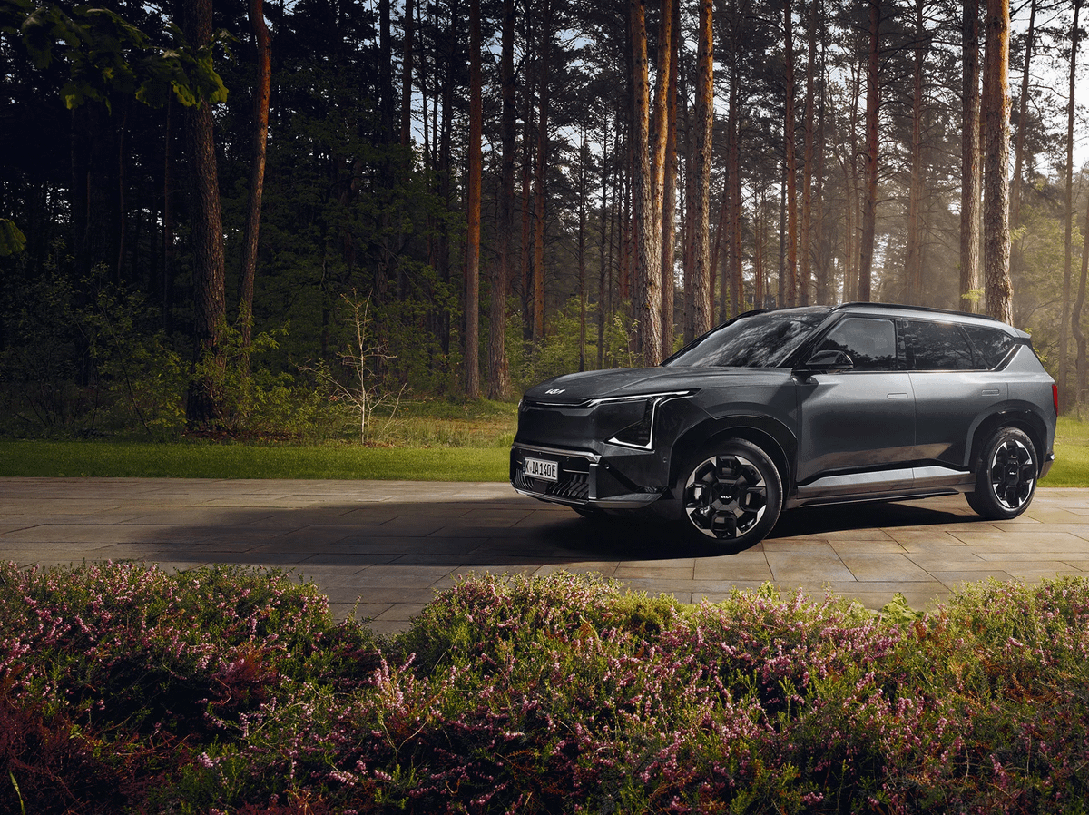 The Kia EV5 gallery image 1
