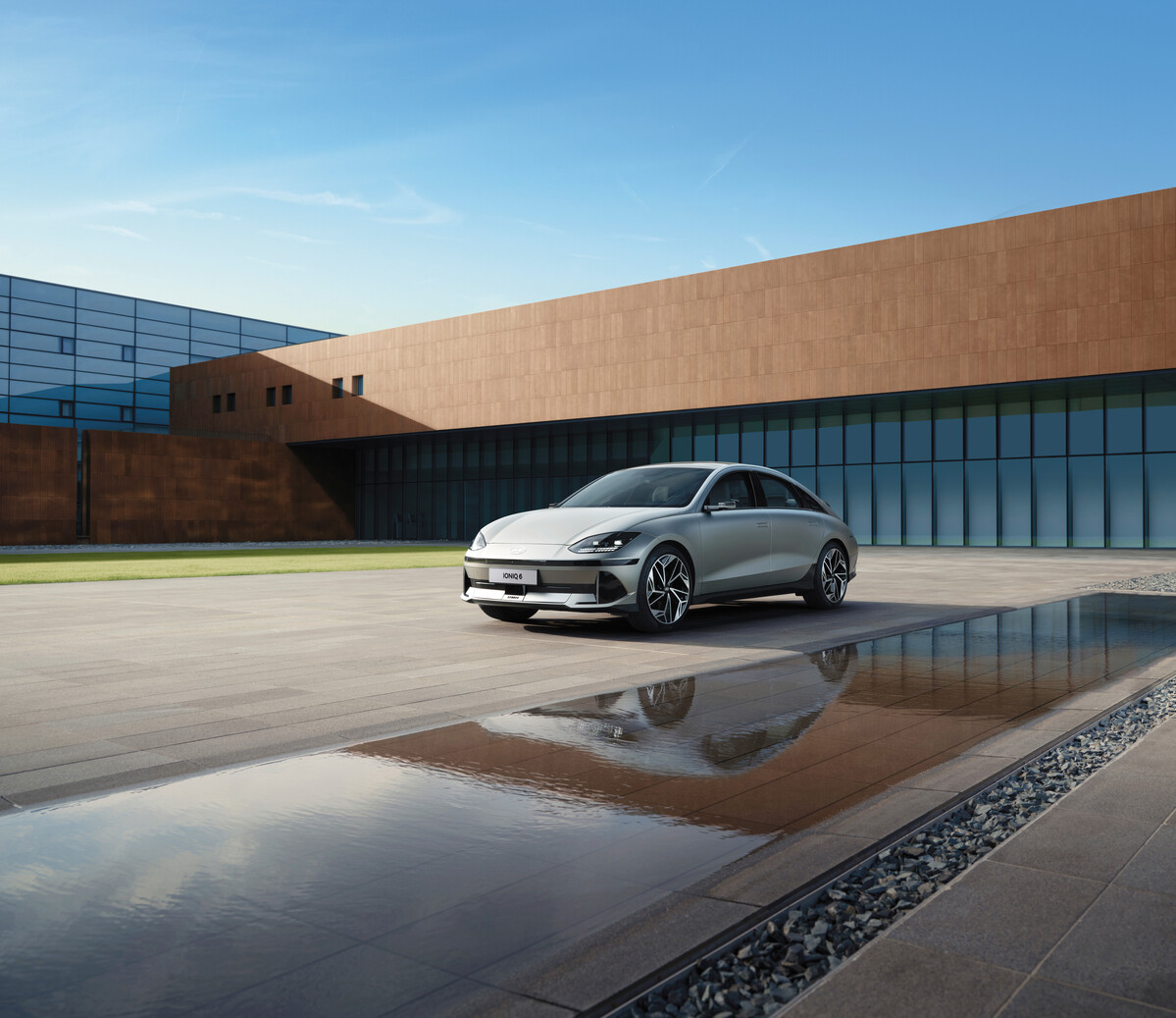 IONIQ 6