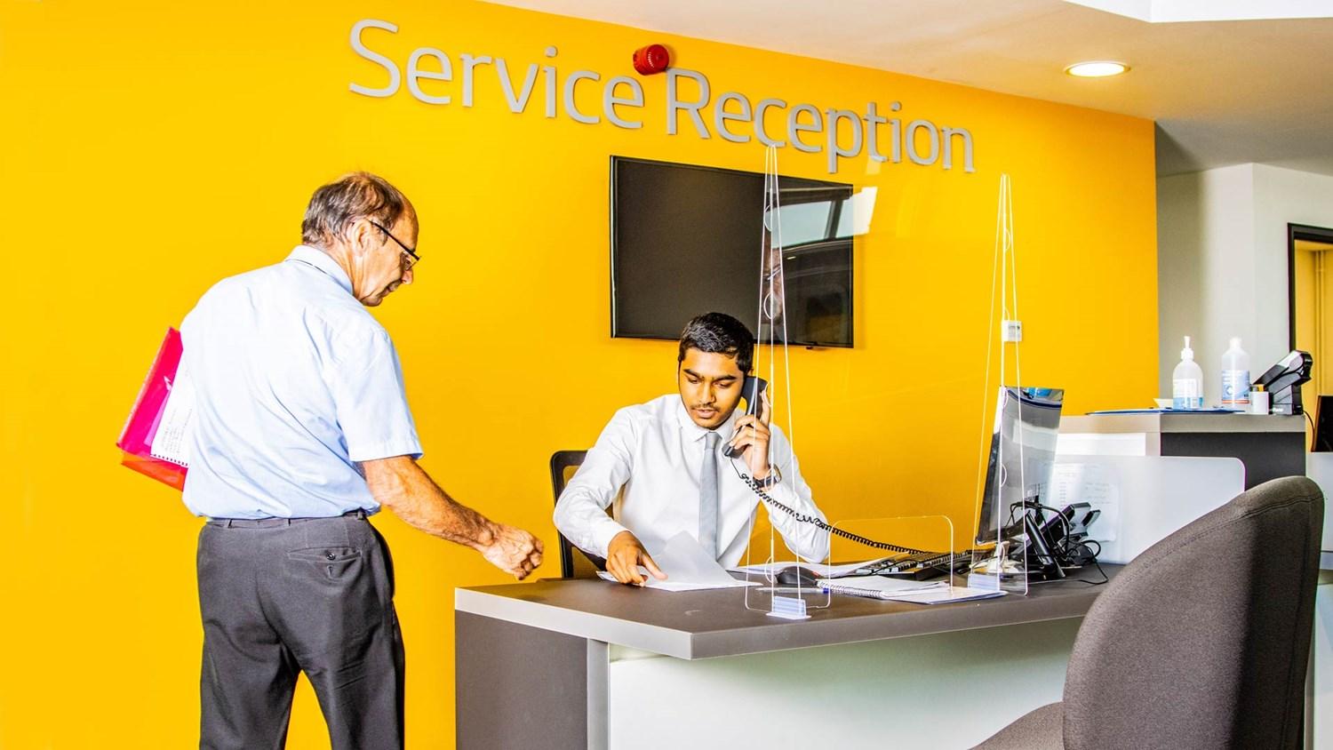 Renault Service Reception Desk