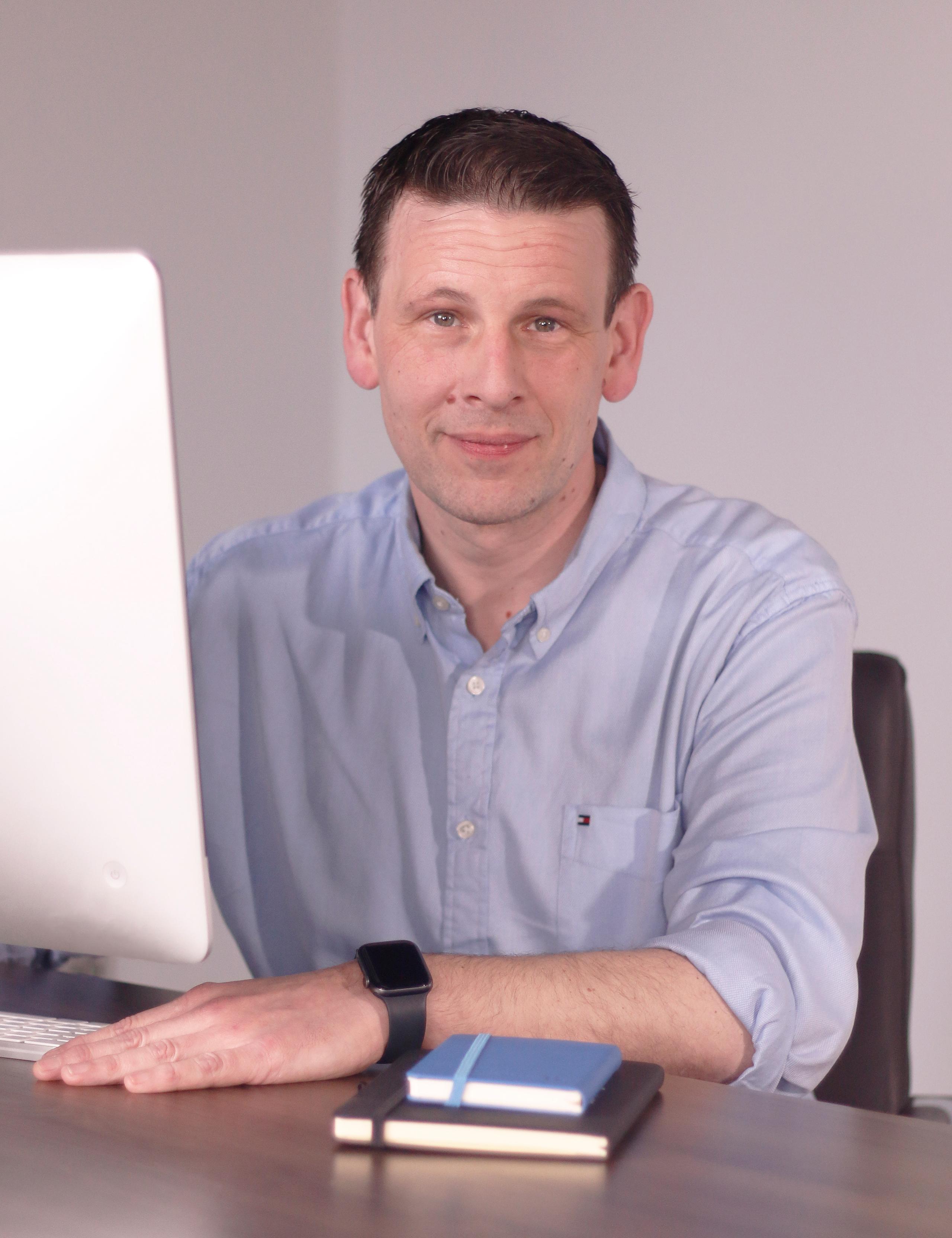 Andrew MCKnight Car Buyer