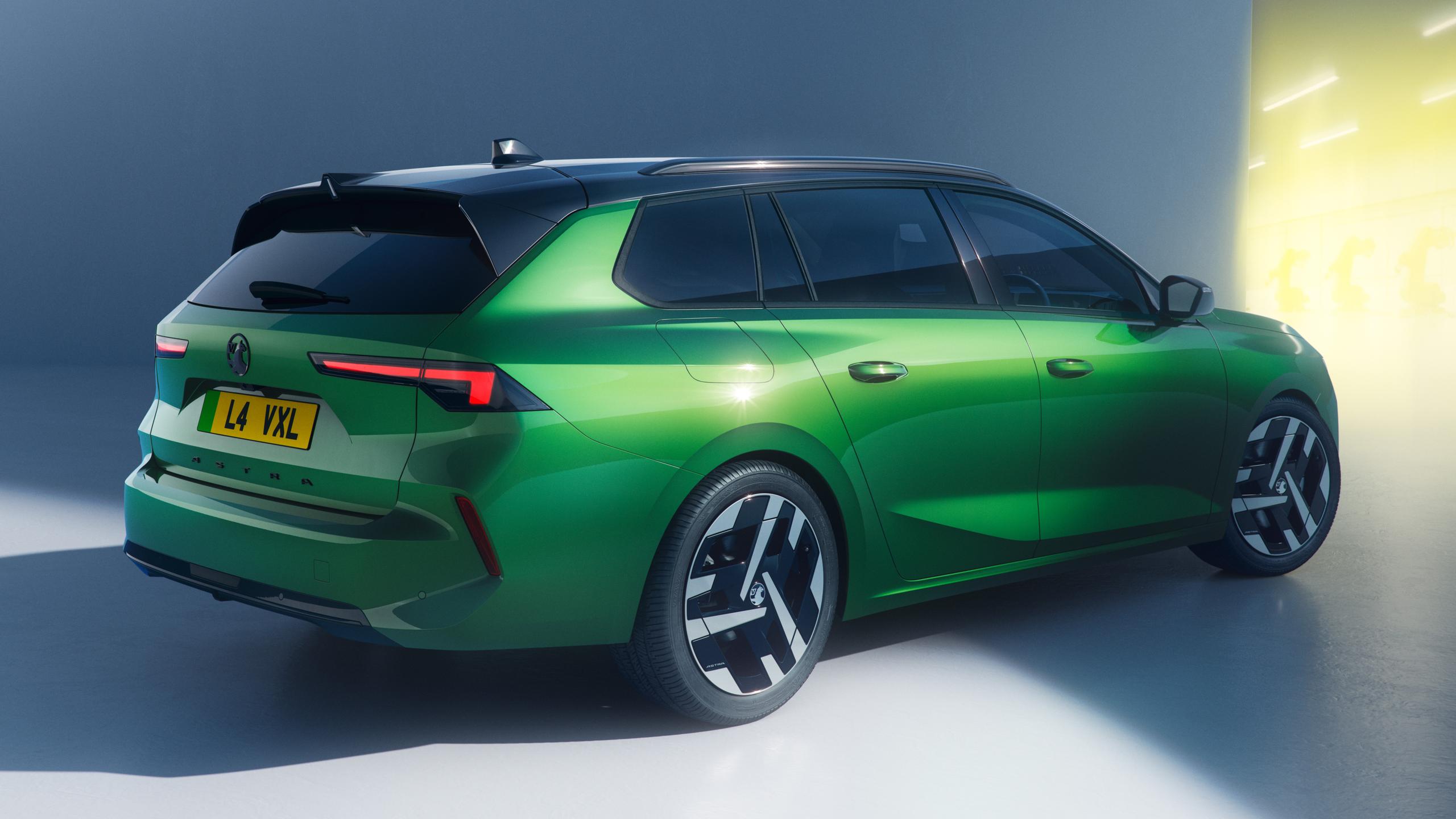 NEW Astra Sports Tourer 