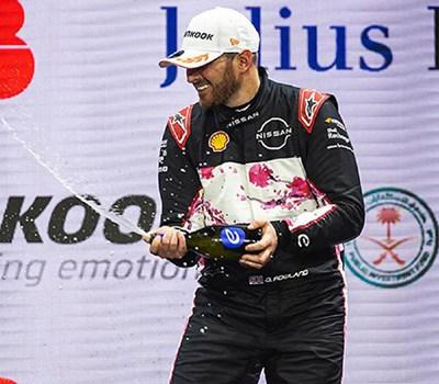 Nissan Formula E Team takes pole and podium