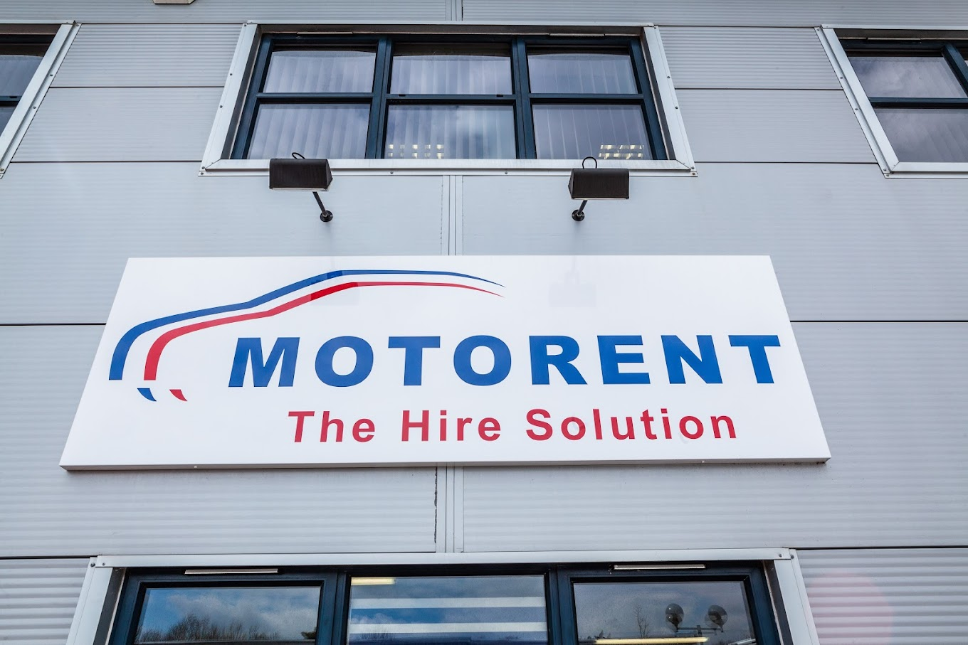 Motorent sign.