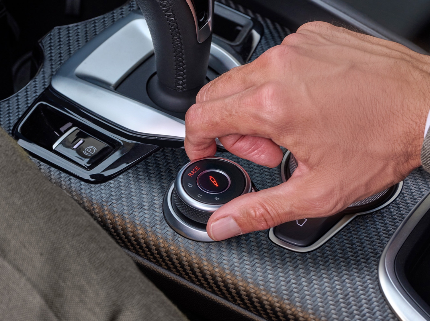 Giulia Quadrifoglio race mode