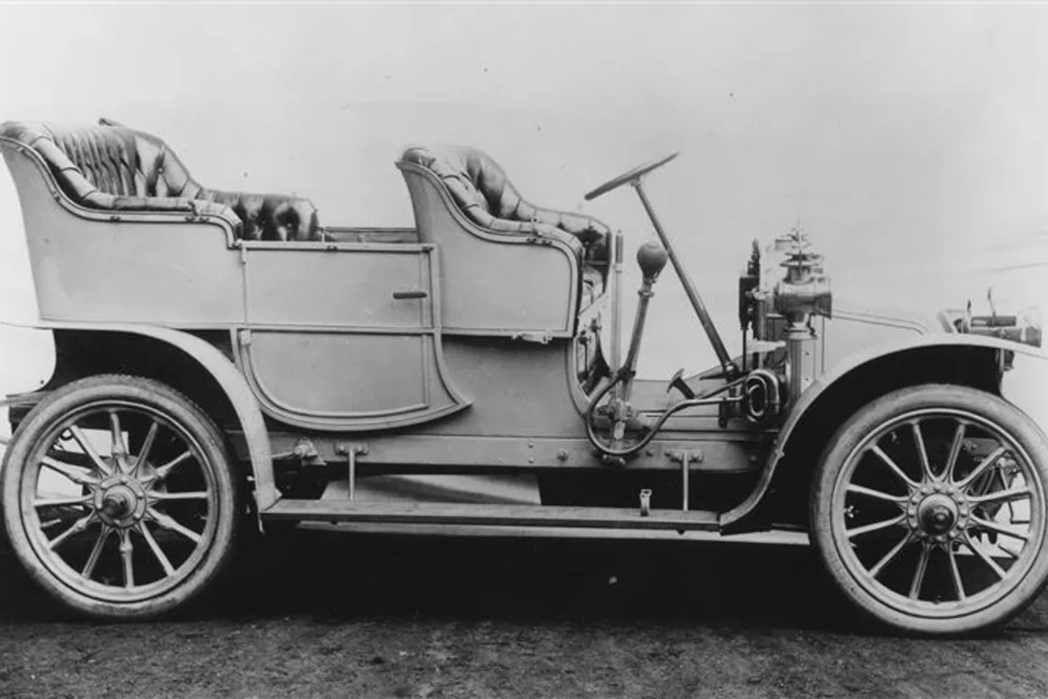 Renault Type AG 1 Exterior