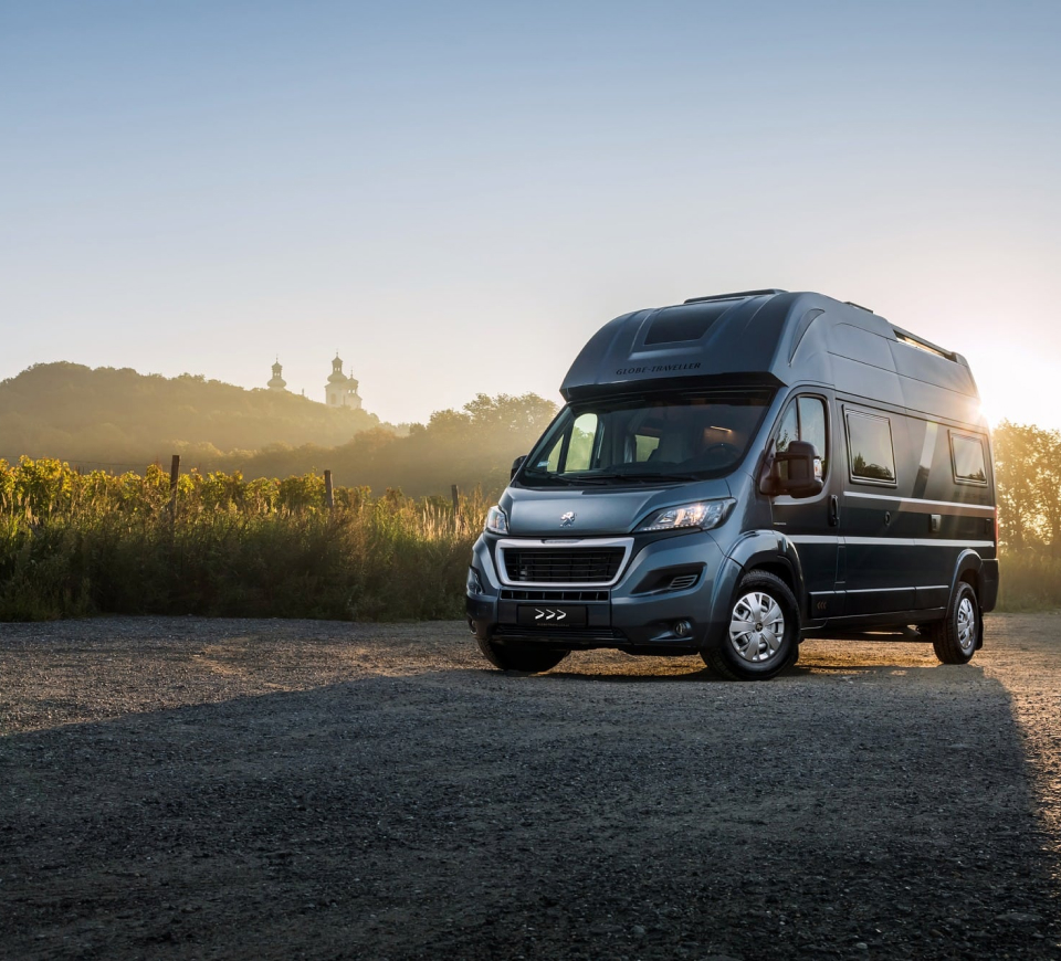 Globe Traveller