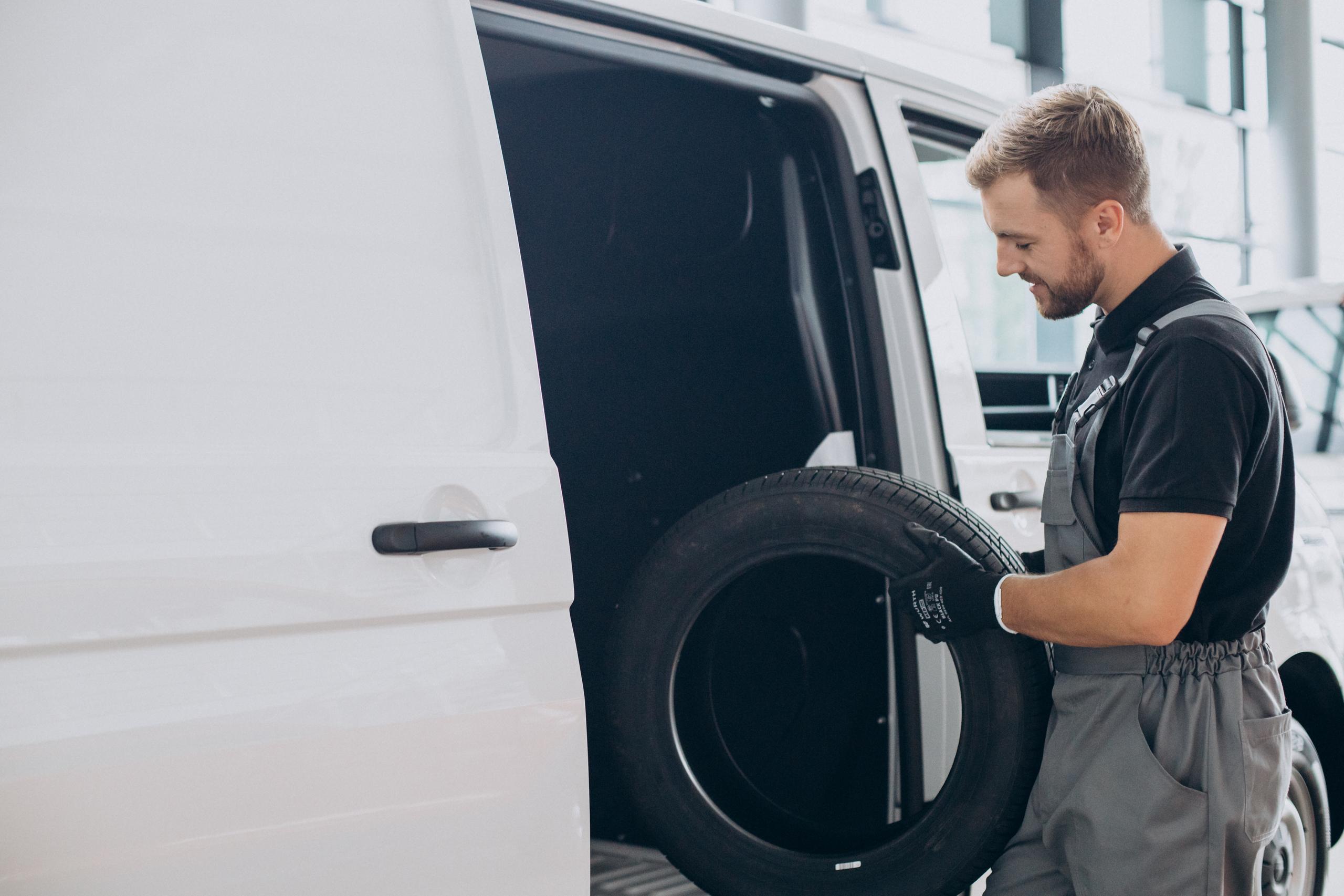 Commercial Service Booking
