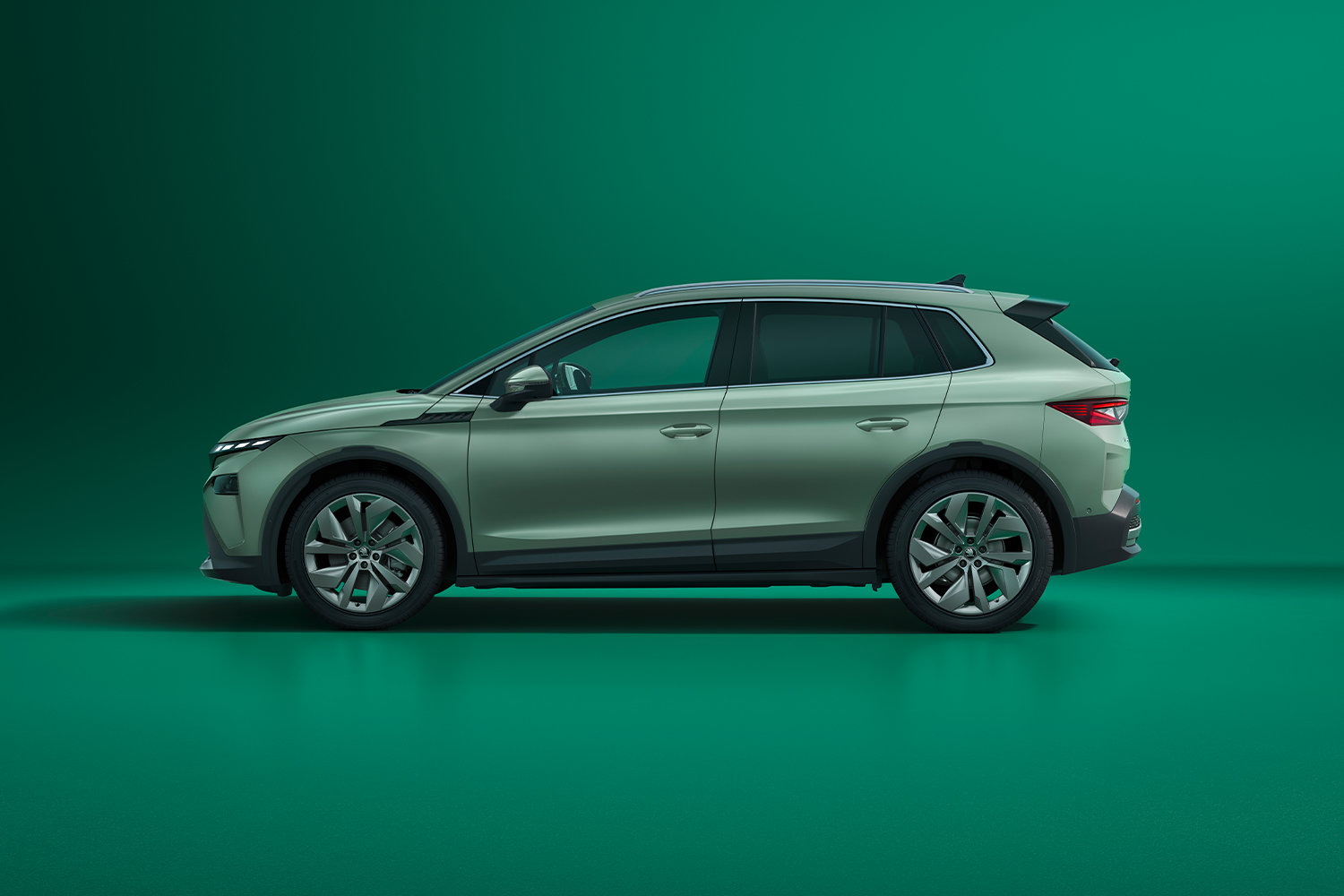 skoda elroq side view