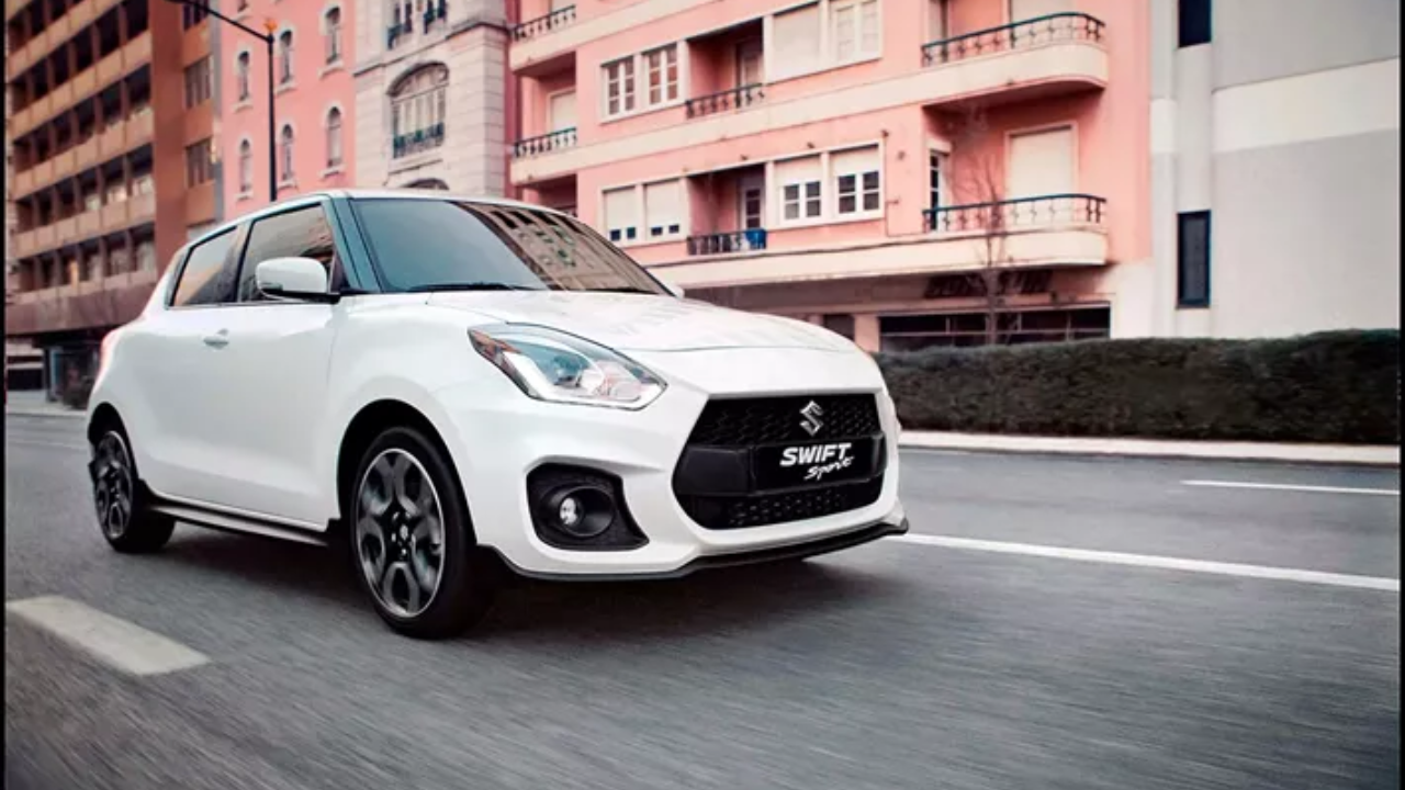 White Suzuki Swift Sport