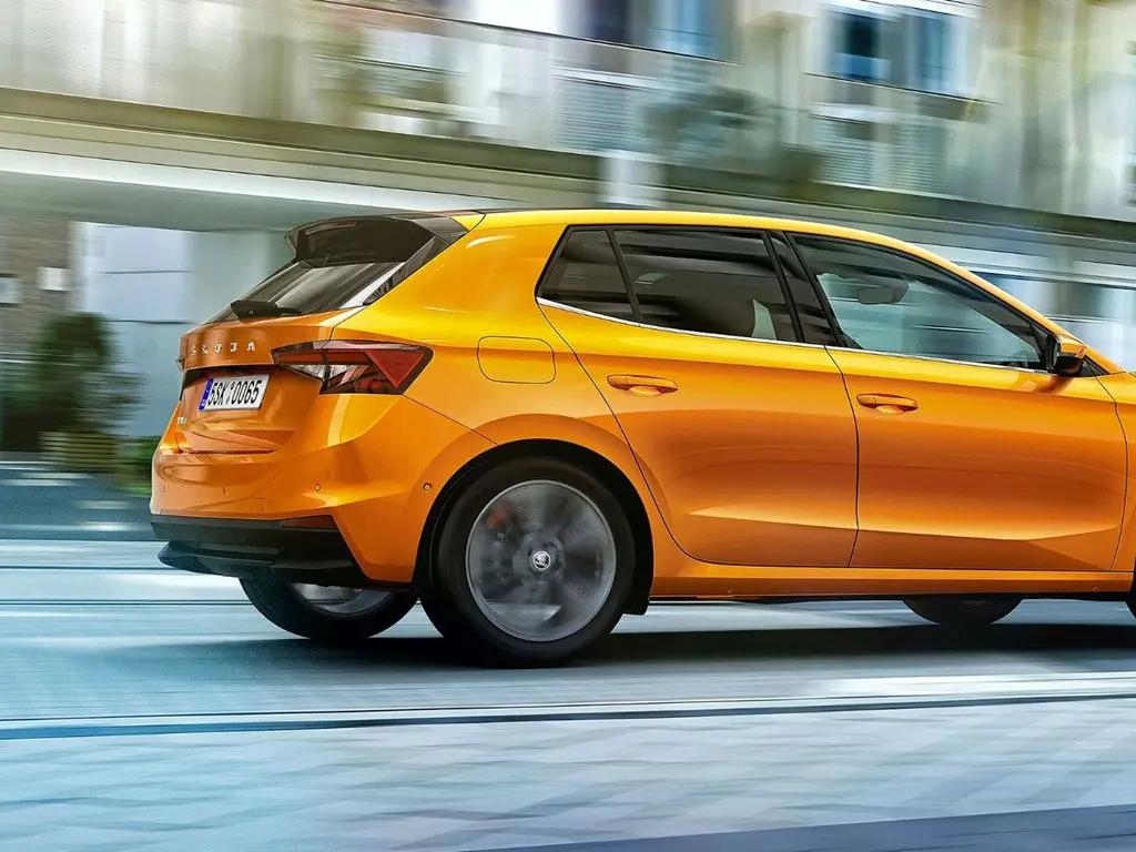 SKODA Fabia Rear Side View