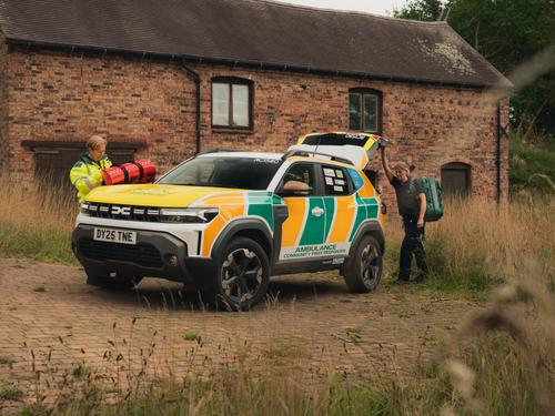 Dacia Duster Supports Bridgnorth Community First Responders
