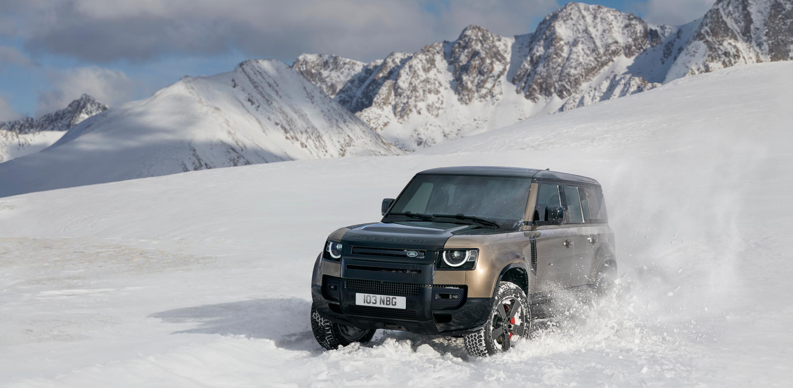 Land Rover Defender 110 Exterior
