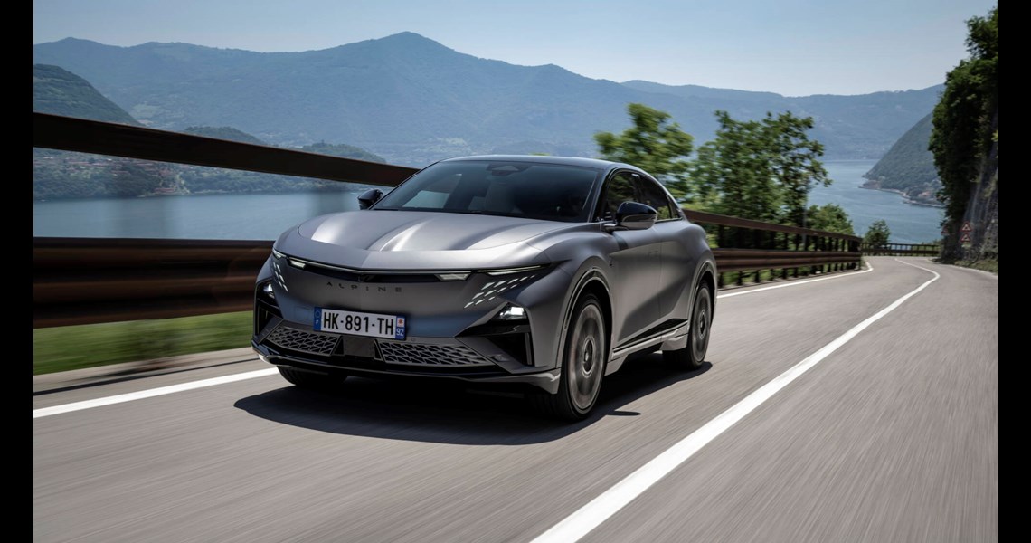 Alpine A390 GTS test drive: the embodiement of a sport fastback by Alpine