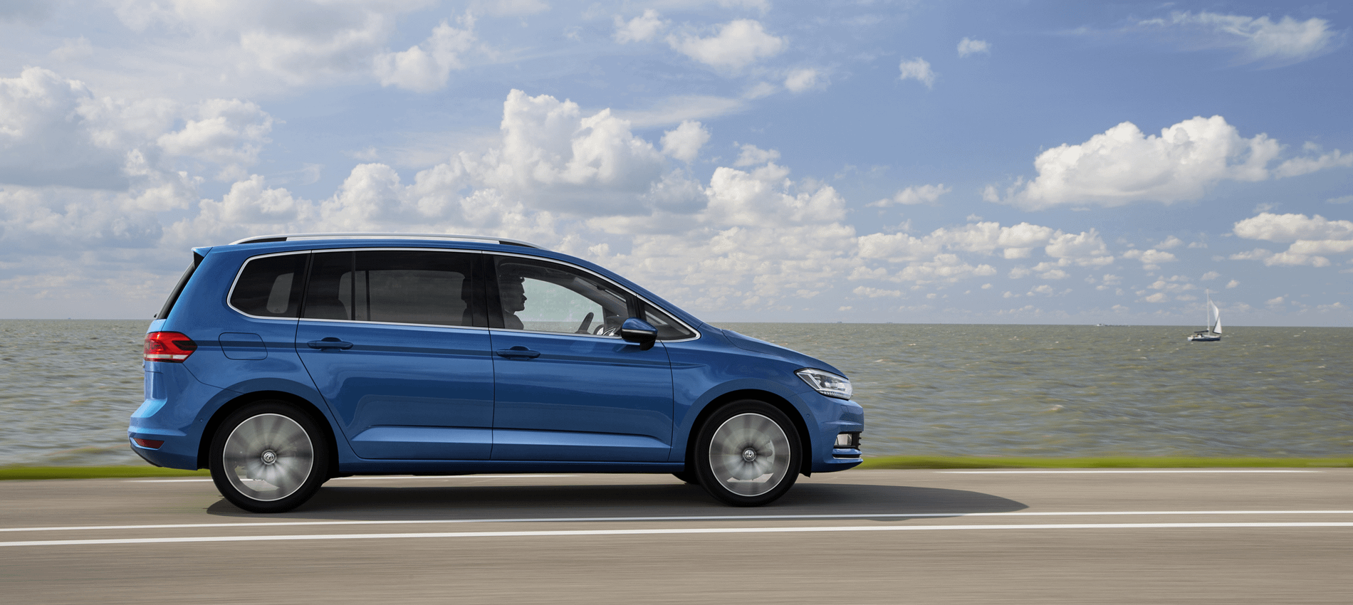 2019 New VW TOURAN Review Interior Exterior 