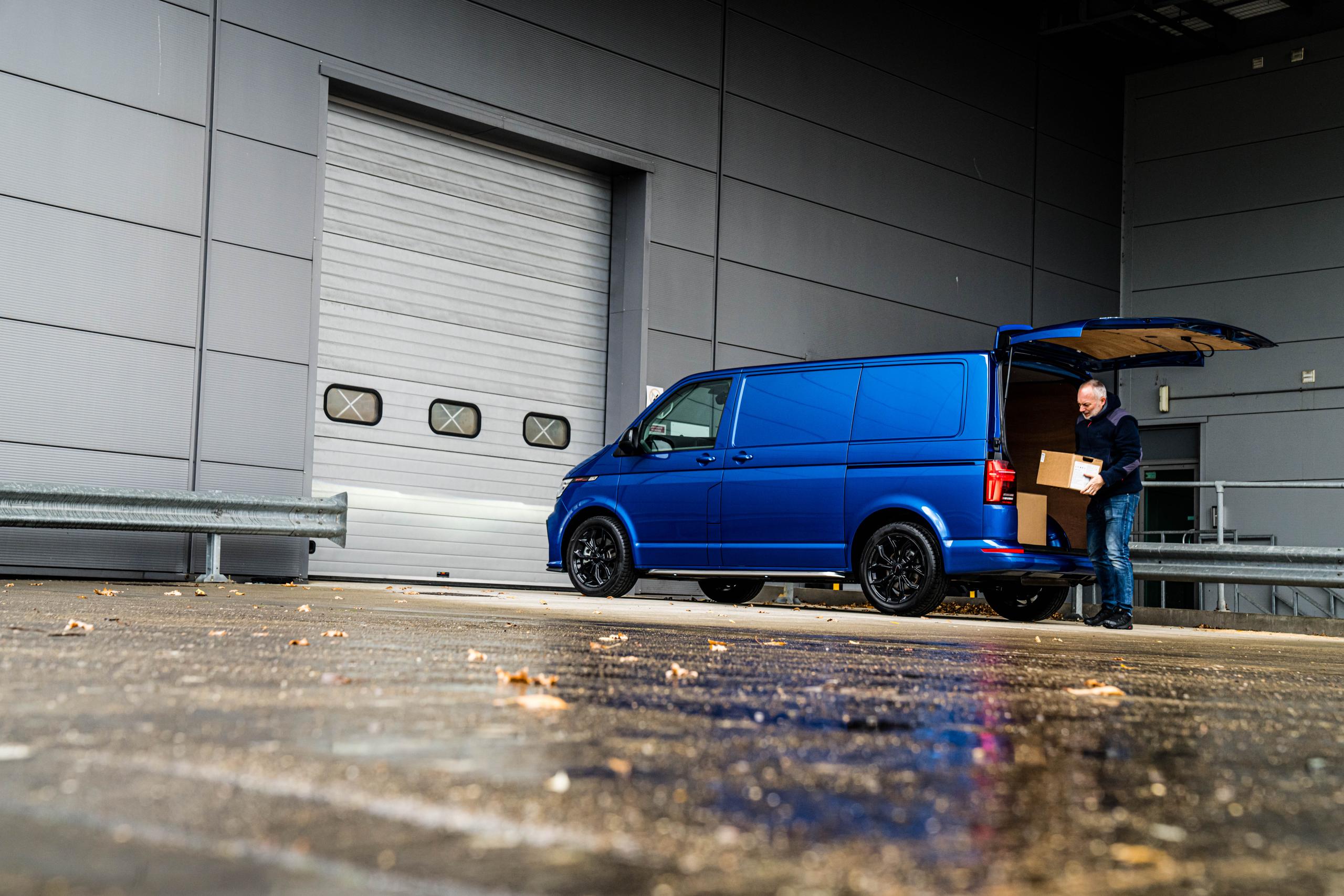 Vw transporter 2024 shuttle sportline