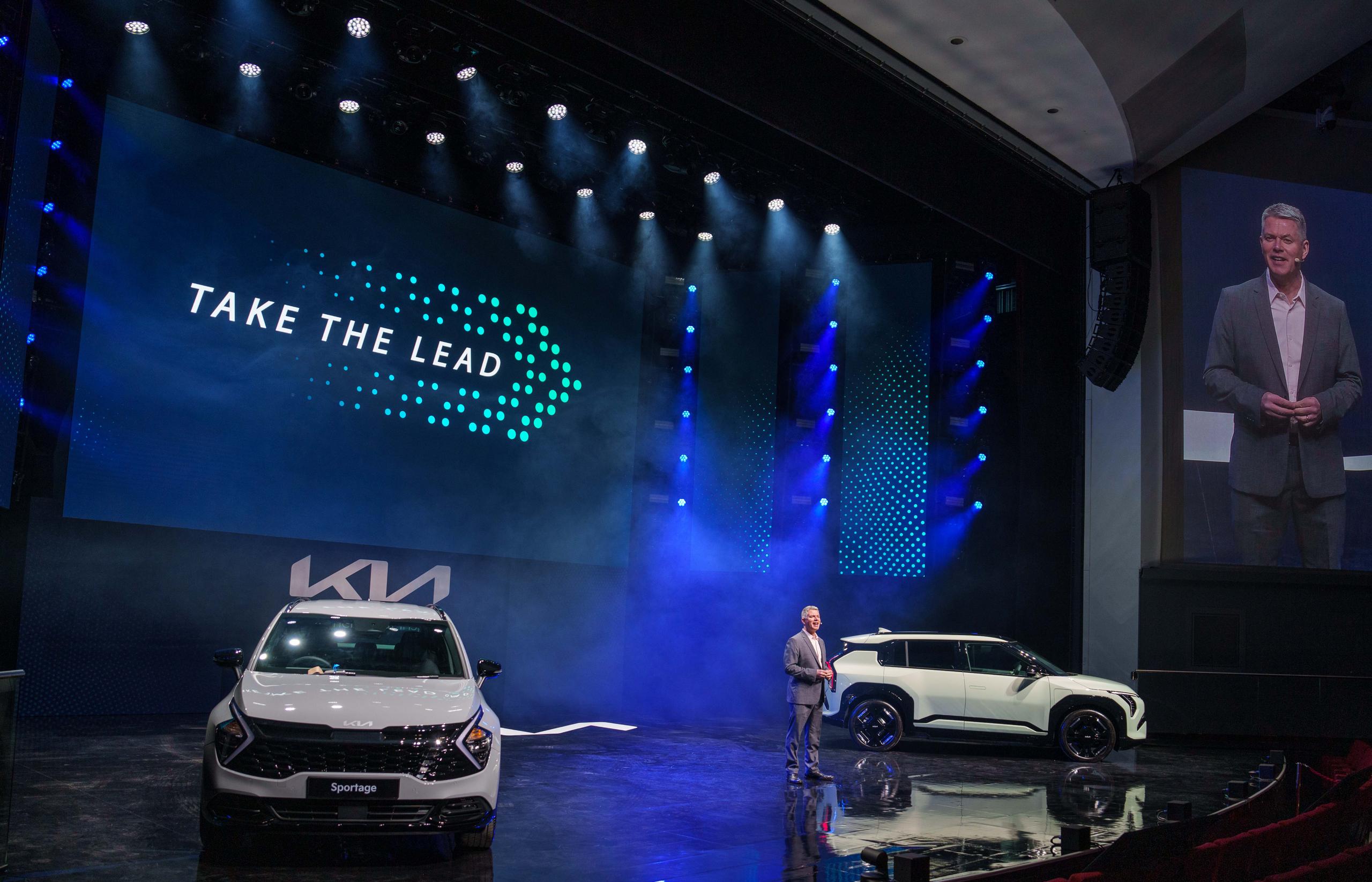 National Kia Conference: Murray Kia finishes 22nd in Kia Dealer Excellence Awards!