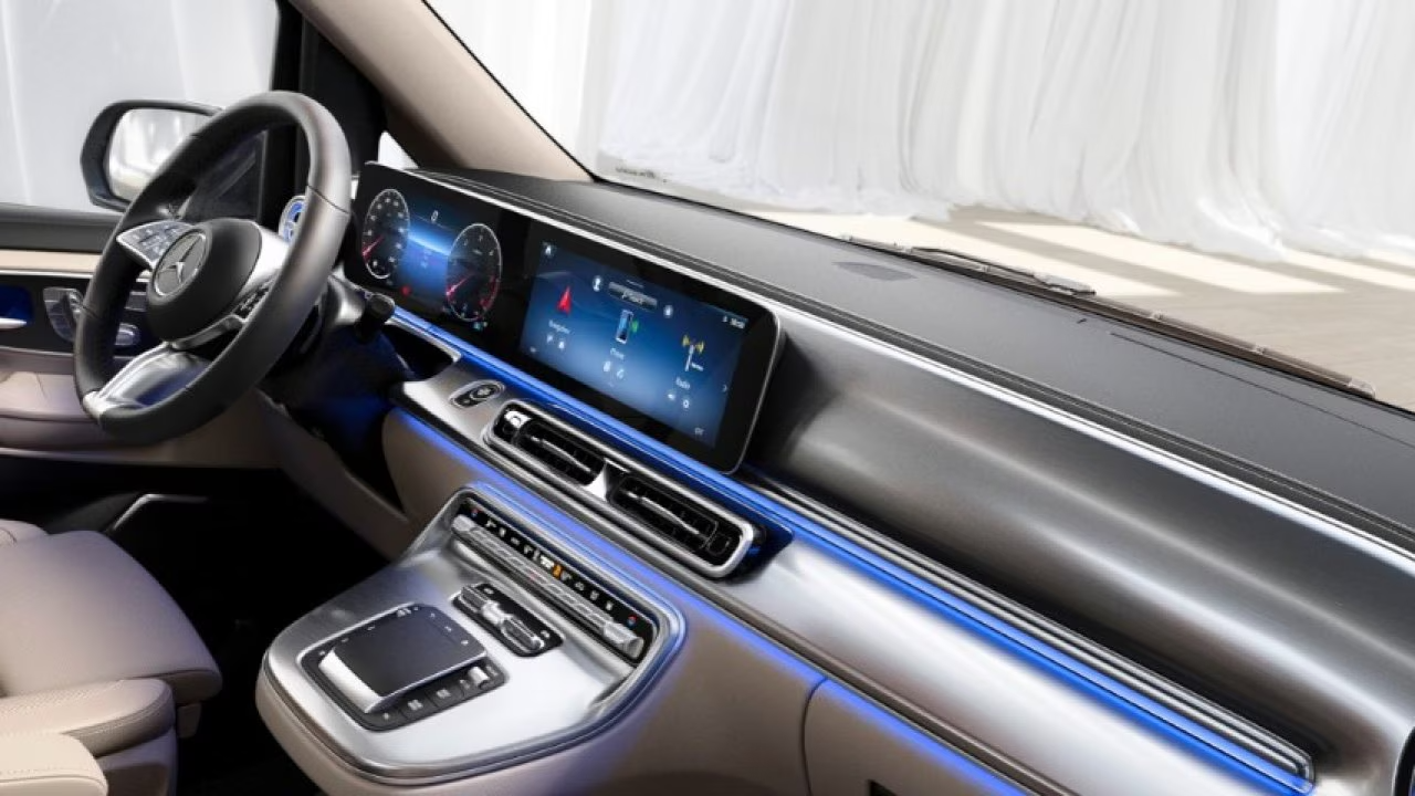 Mercedes V-Class Centre Console