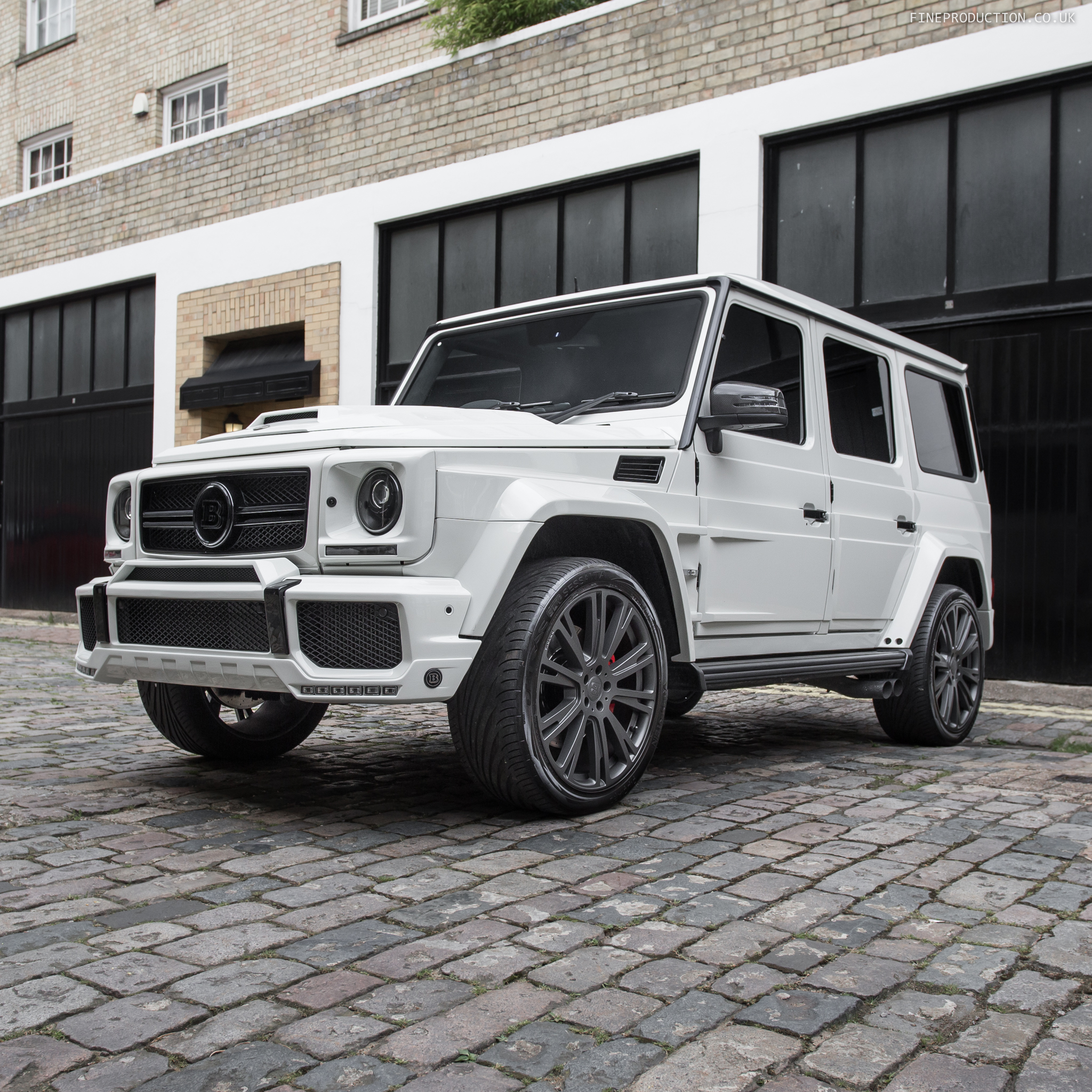 White G-Wagon