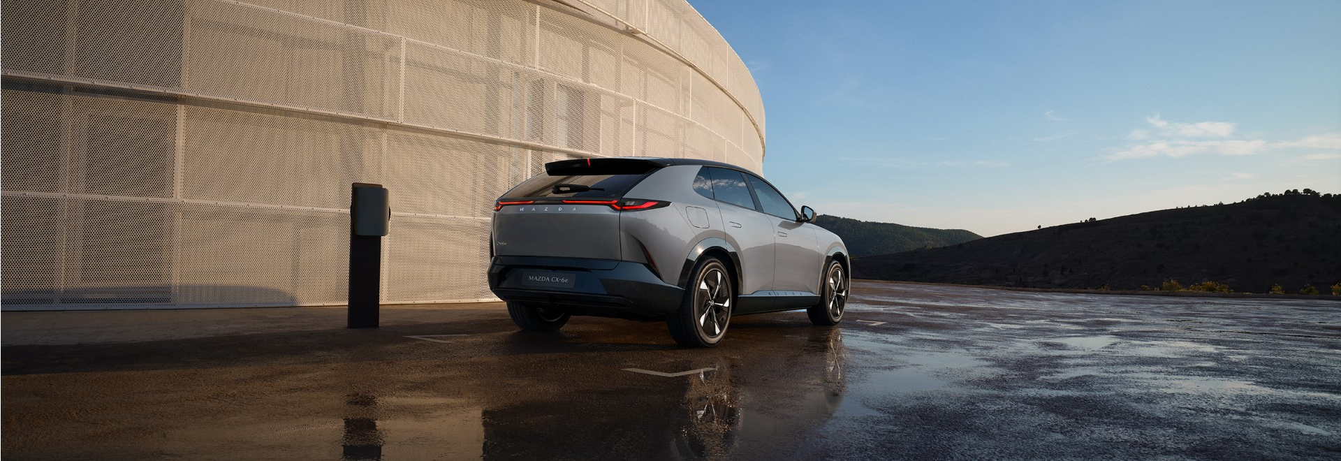 ALL-NEW MAZDA CX‑6e