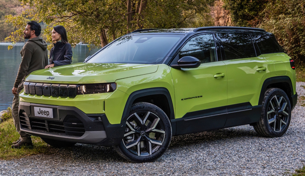 New Jeep Compass e-Hybrid Plug-in