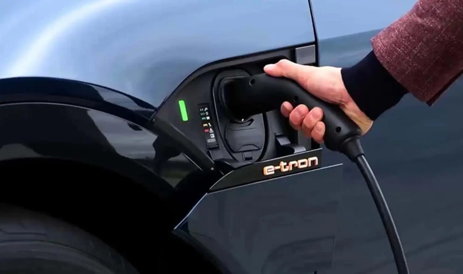 Audi e-tron On Charge