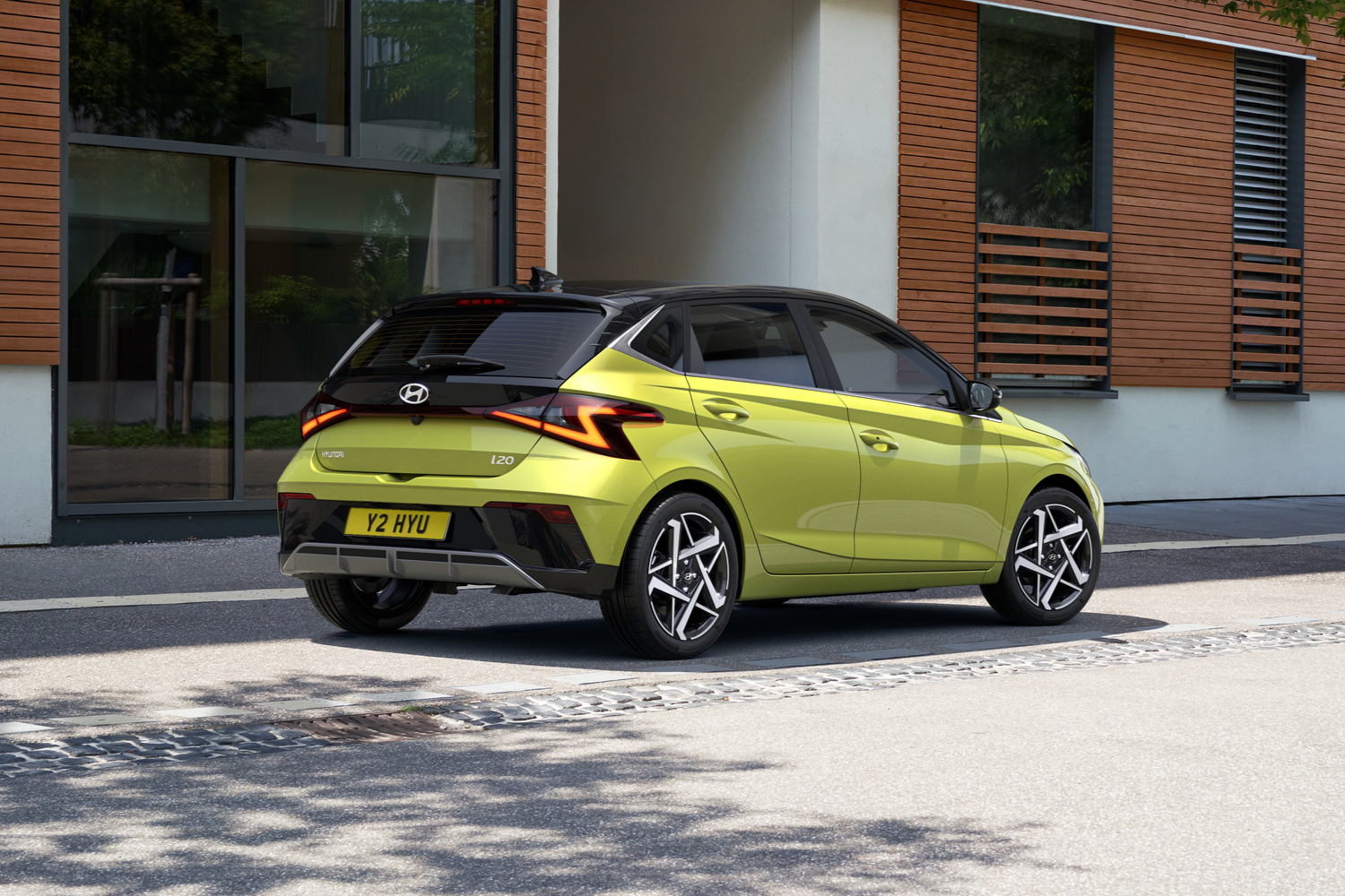 i20