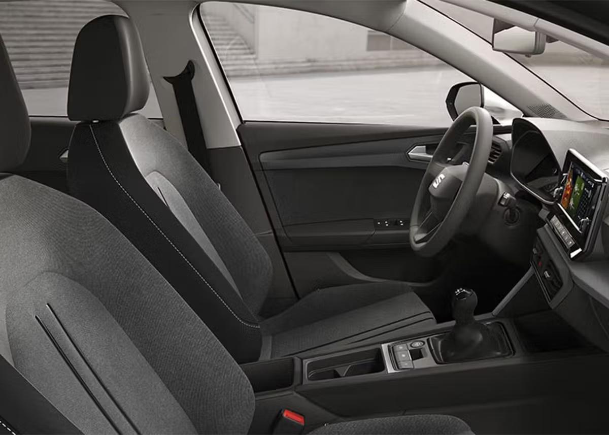 SEAT Leon interior