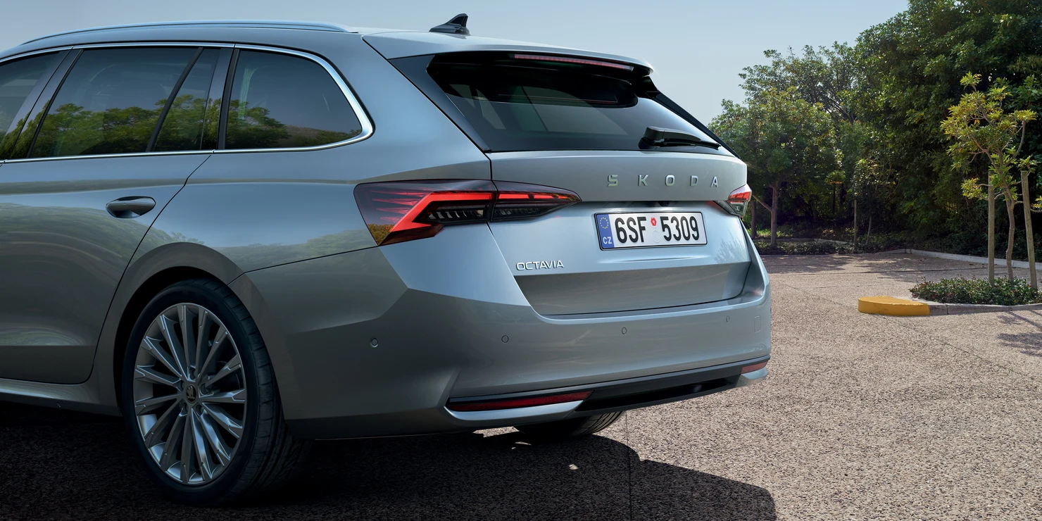 Silver SKODA Octavia Estate Rear Side View