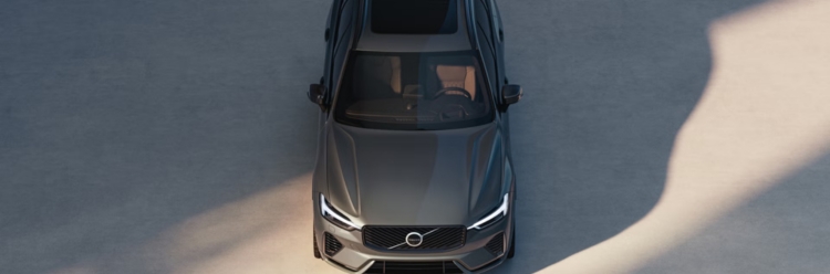 Volvo XC60 Front View