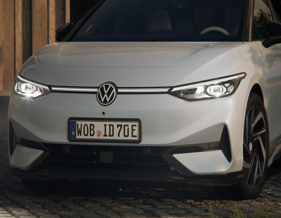 White Volkswagen ID.7 Exterior