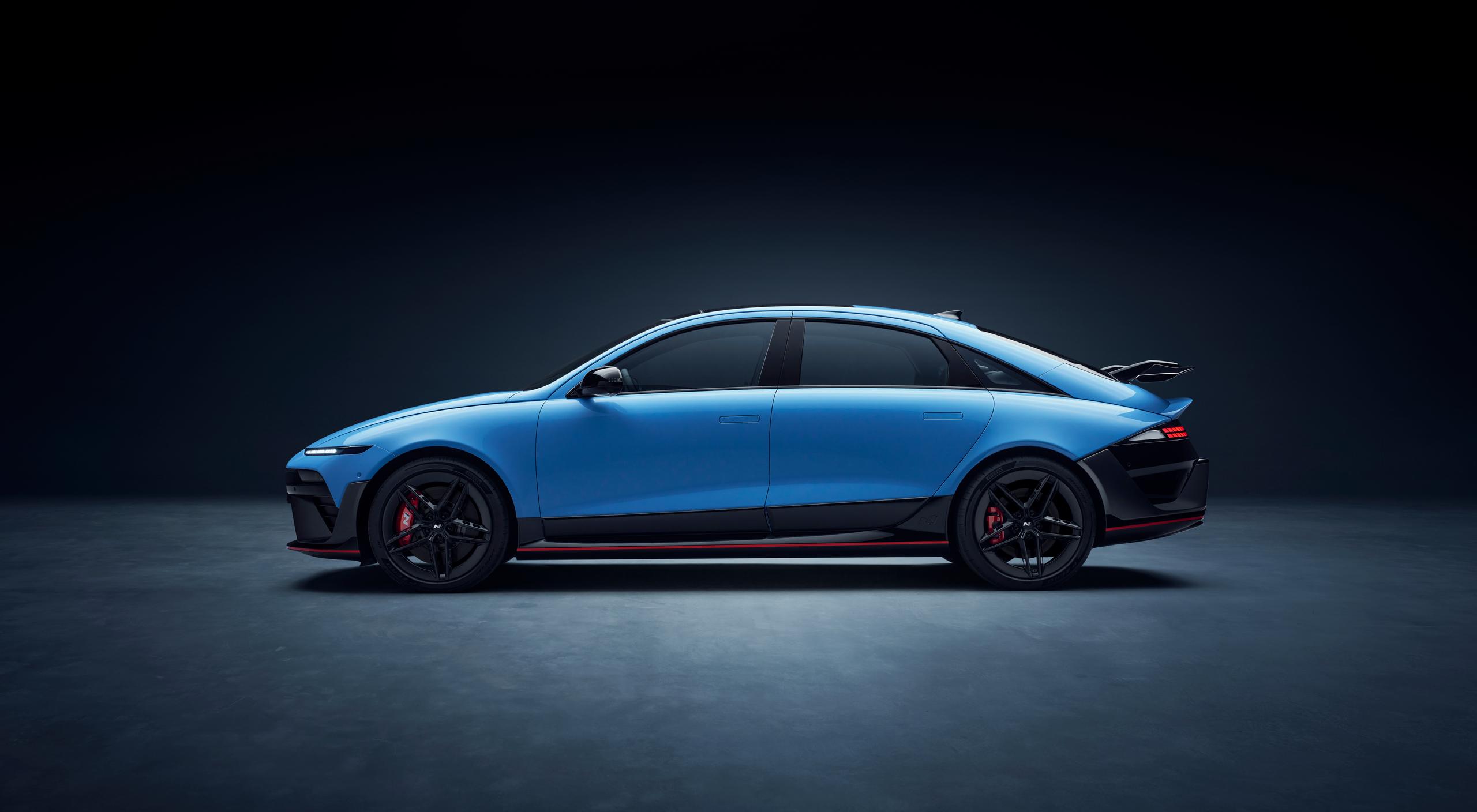 side view of hyundai ioniq 6 N