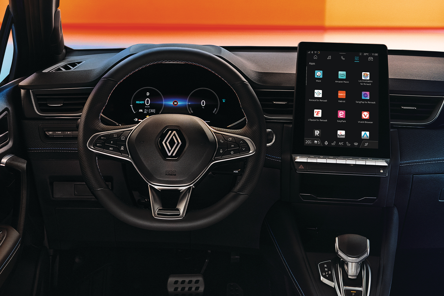 Renault Captur Steering Wheel & Infotainment System