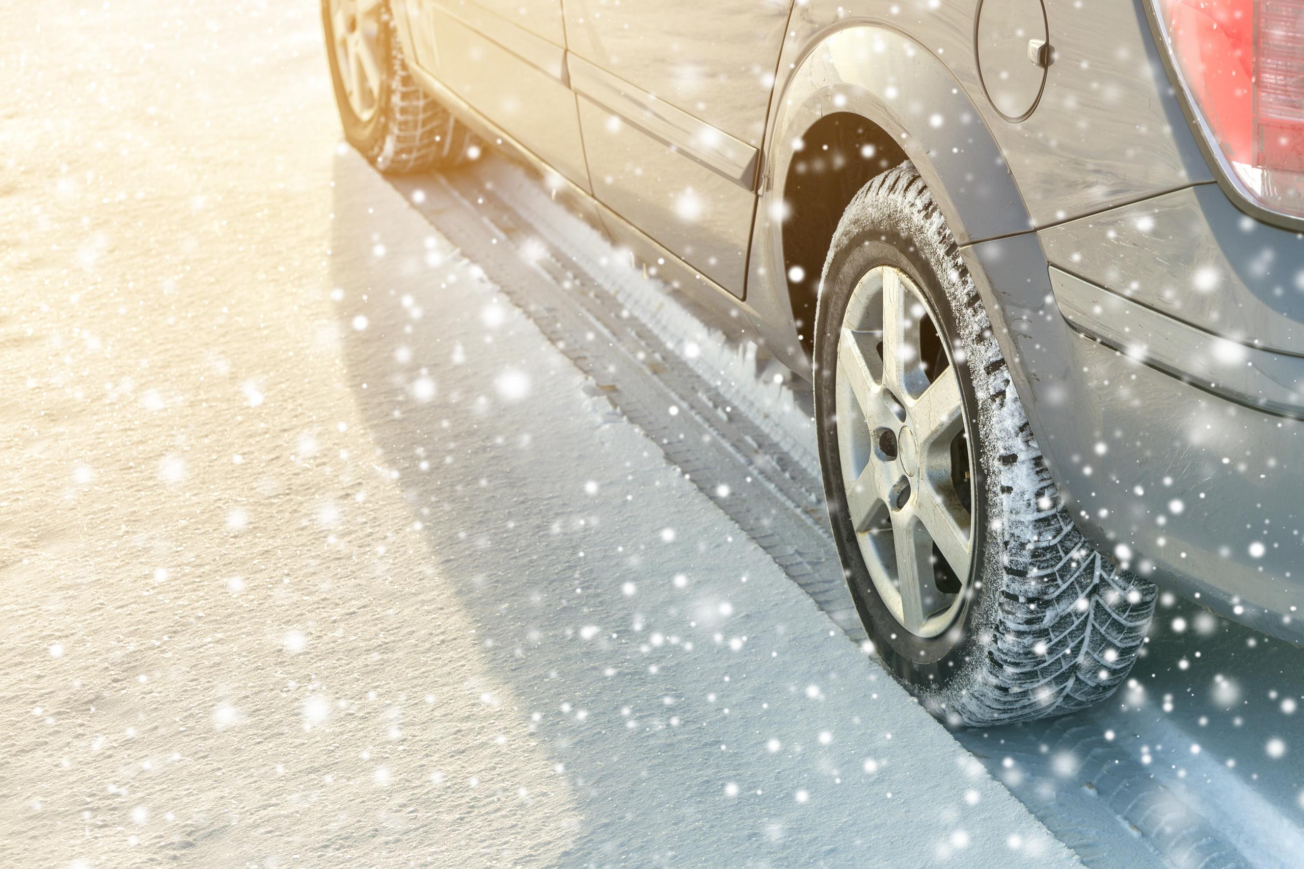 Road Safety Week 2021: 5 Tips for Driving Safely This Winter