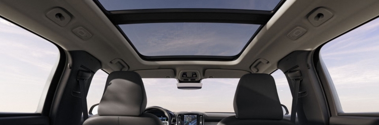Volvo XC40 Sunroof