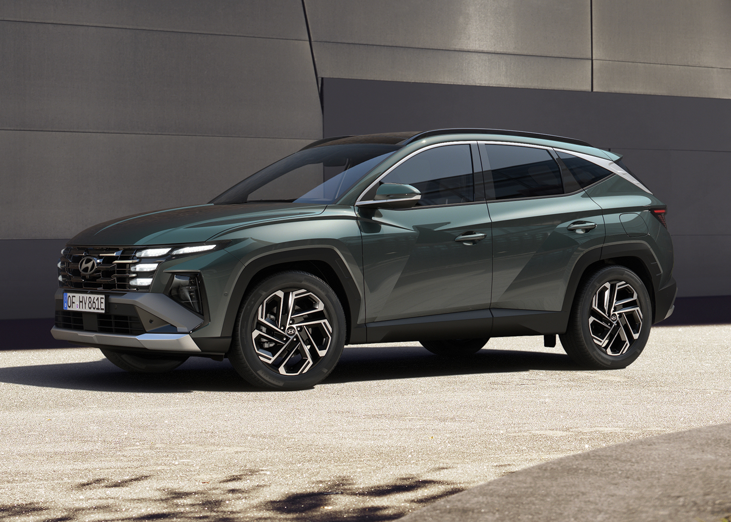 TUCSON Hybrid and Plug In Hybrid