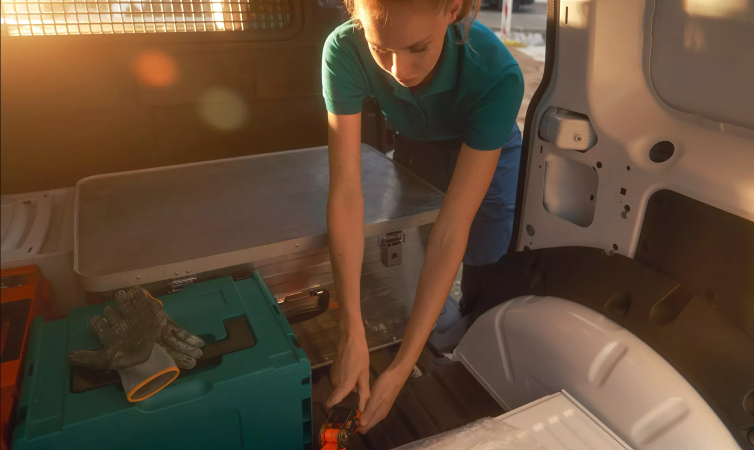 New Volkswagen Caddy Cargo Van Cargo Space