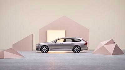 Volvo V90 plug-in hybrid offers