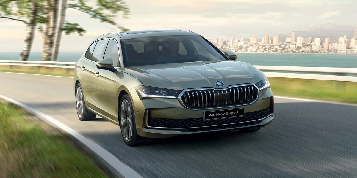 AllNew Superb Estate Winchester Motor Group SKODA