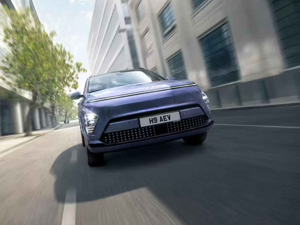 Hyundai Kona purple