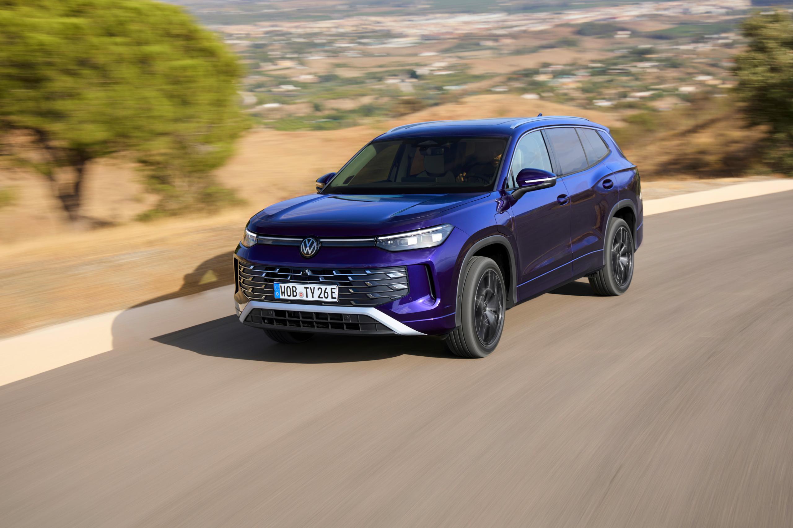 Volkswagen Tayron Driving